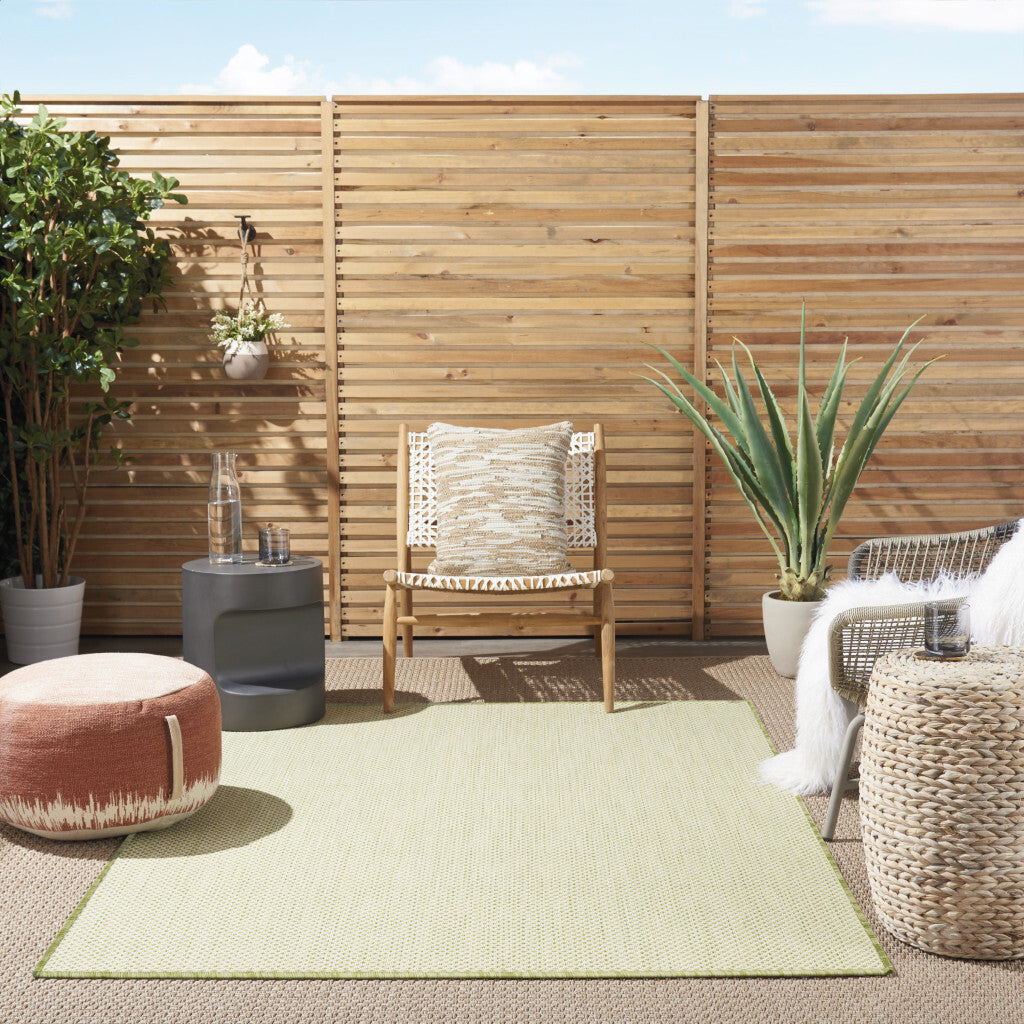Green Geometric Power Loom Area Rug