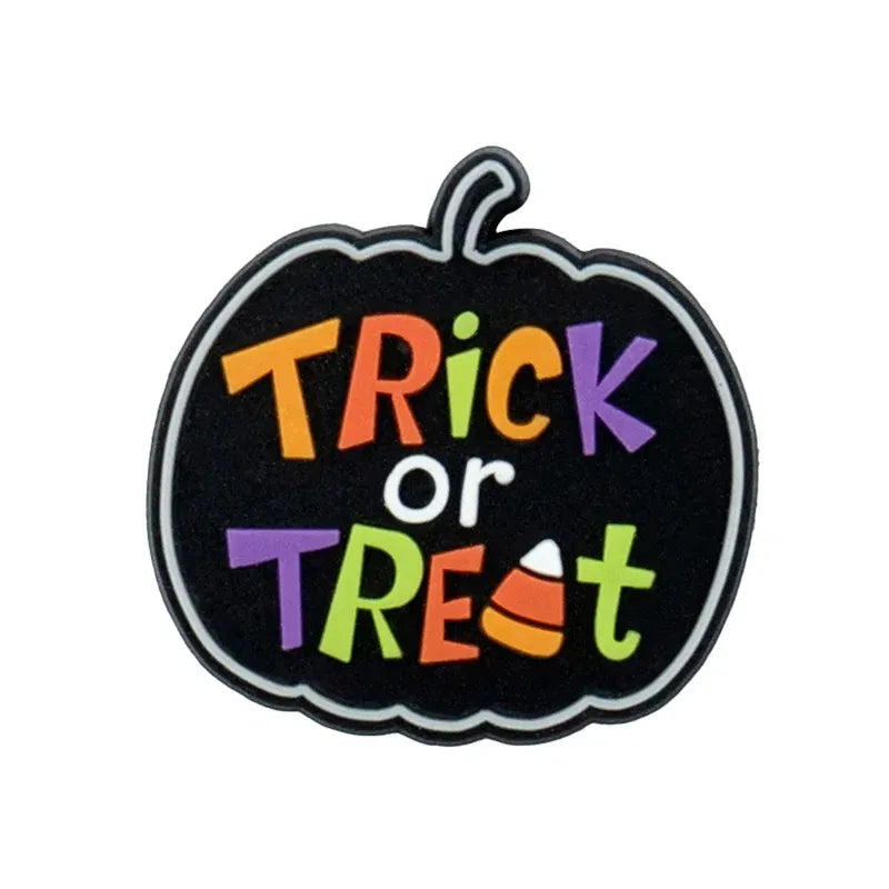Halloween Shoe Charms Funny Ghosts Pumpkin Clog Charms Sweets Candles Broom Shoe Clips Decorations Chips Cats Bats Clips Jeans