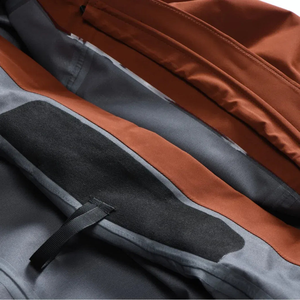 ARC Outdoor Men's and Women's, Fashionable, Windproof and Waterproof, Mountaineering, Breathable, Travel, Camping, Windbreaker