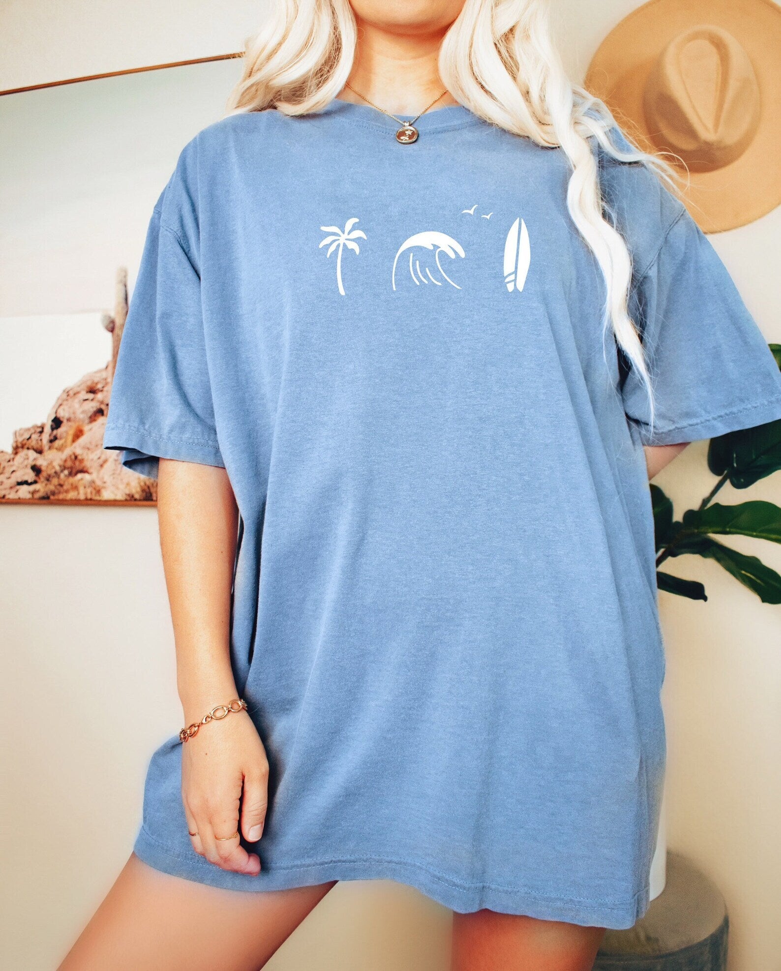 Surfing Ocean Palm Tree Sun T Shirt Beach Tshirt Beach Bum T-shirt Surf Board Ocean Shirt Comfort Colors Tee Summer Shirt Oversized Tee